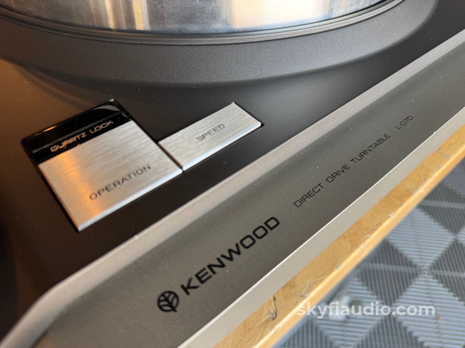 Kenwood L-07D Turntable - Rare and Serviced Turntable