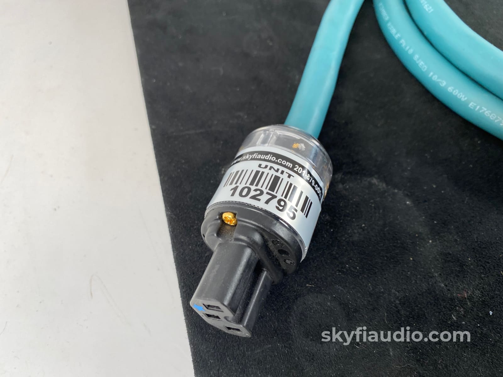 キンバーケーブル 2m Kimber Kable PowerKord PK10 - High Current Power Cord - 2M