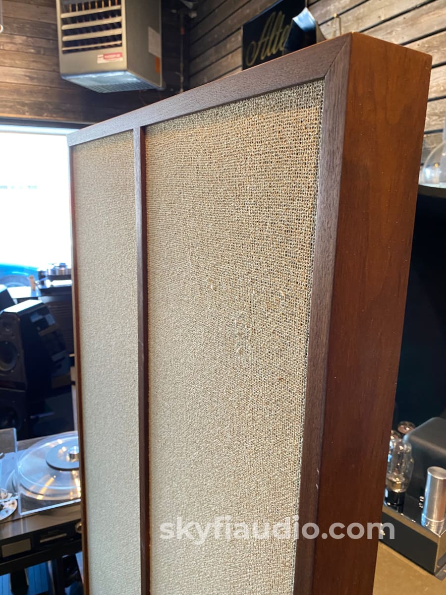 引き取り東京　史上最高のスピーカー12機種　右　KLH MODEL 9　USED KLH Model 9 Electrostatic Speakers, Complete SET!