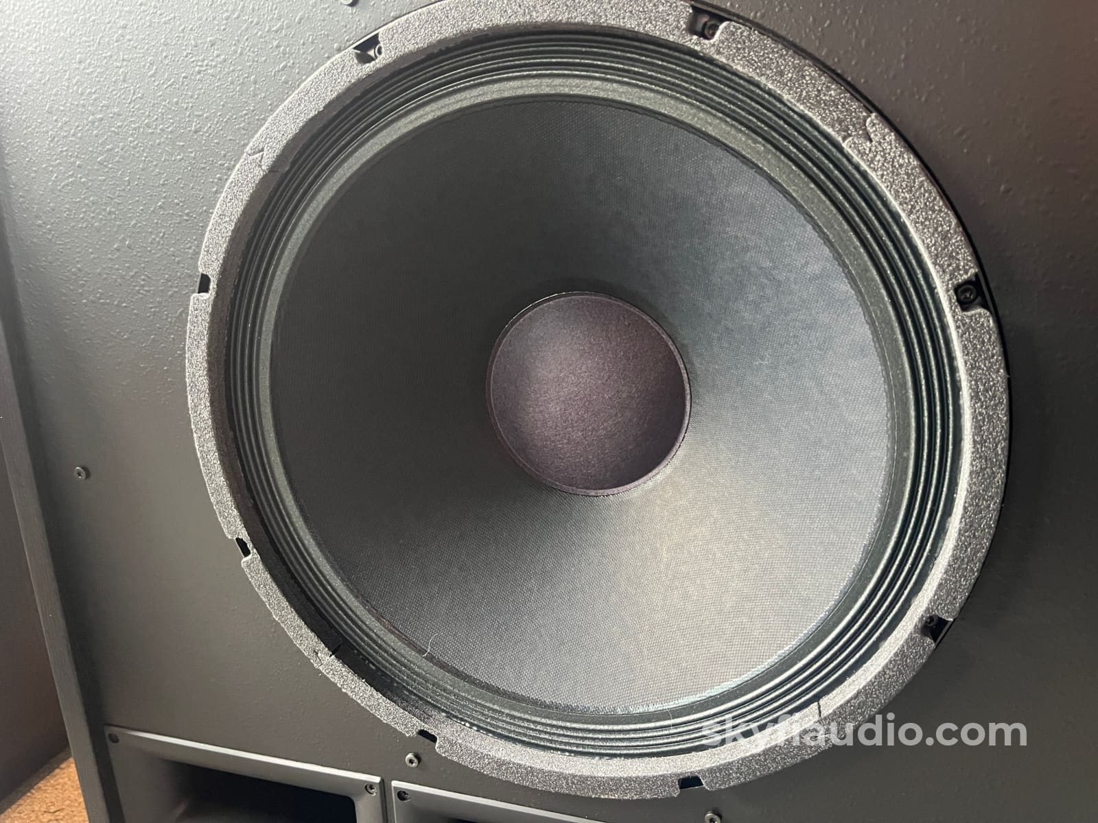 Klipsch Cornwall IV Heritage Series Speaker Pair (Black Ash) - Pre-Loved Speakers