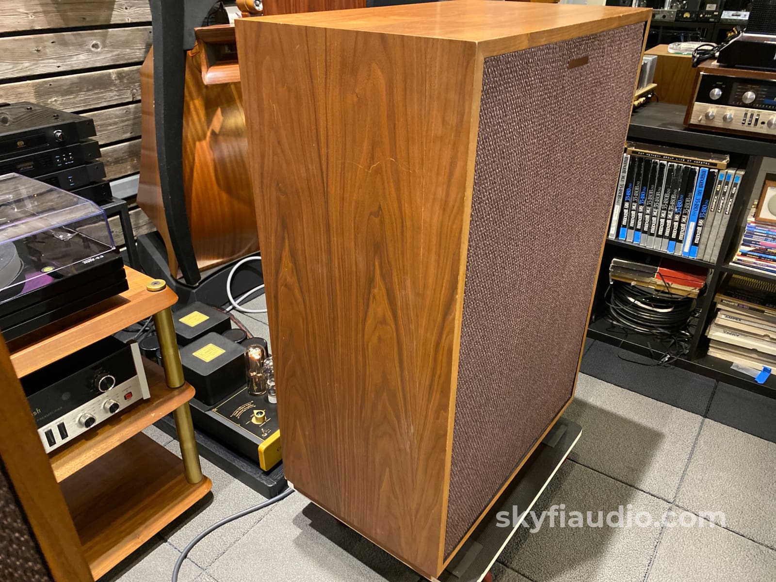 Klipsch Cornwall Vintage Speakers In Oiled Walnut - 1977 Survivor Pair!