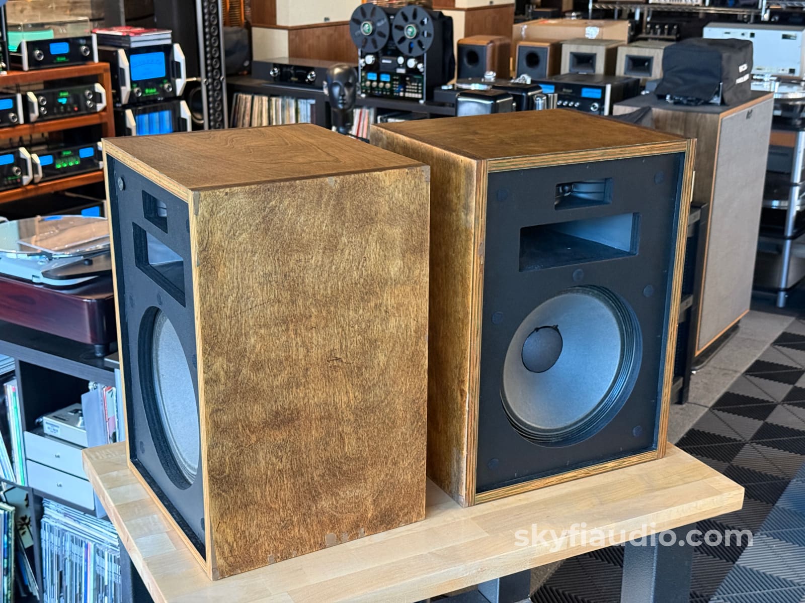 Klipsch Heresy 1.5 HBR Raw Birch w/ Rustic Oil Patina 1982 Consecutive Serials Speakers