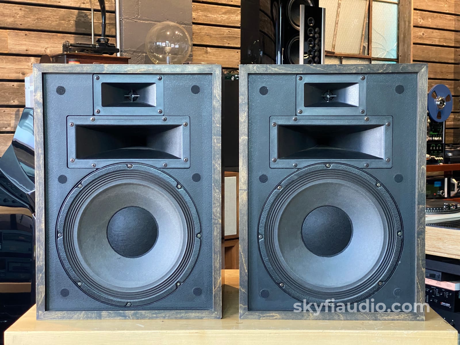 Klipsch heresy sales 2 speakers