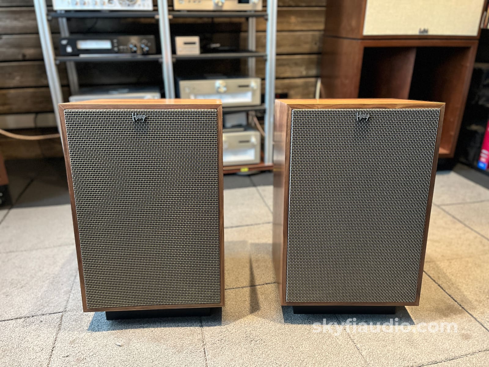 Klipsch Heresy IV Heritage Series Speakers American Walnut - Pre-Loved