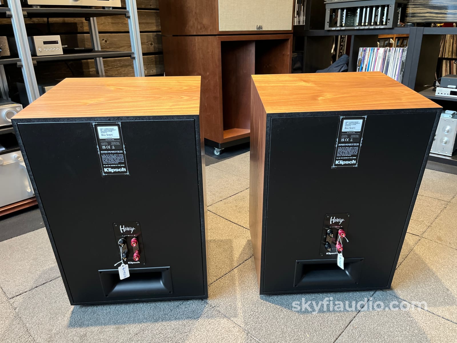 Klipsch Heresy IV Heritage Series Speakers American Walnut - Pre-Loved - Speakers