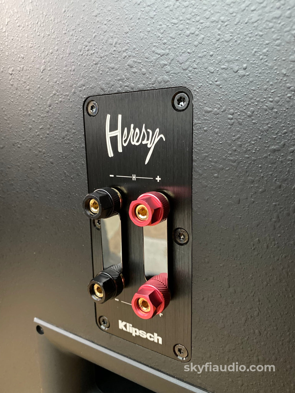Klipsch Heresy Iv Heritage Series Speakers (Pair) - New In Box