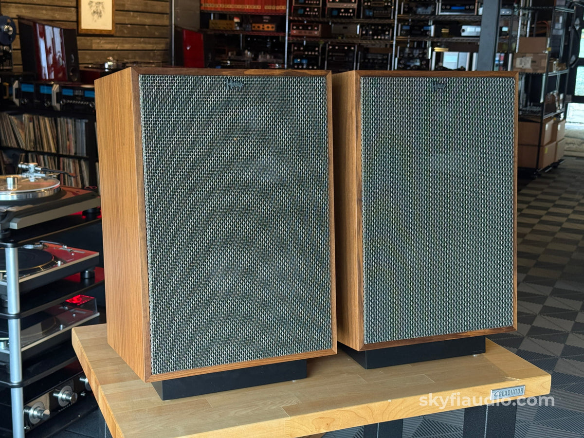 Klipsch Heresy IV Speakers American Walnut- Pre-Loved - Speakers