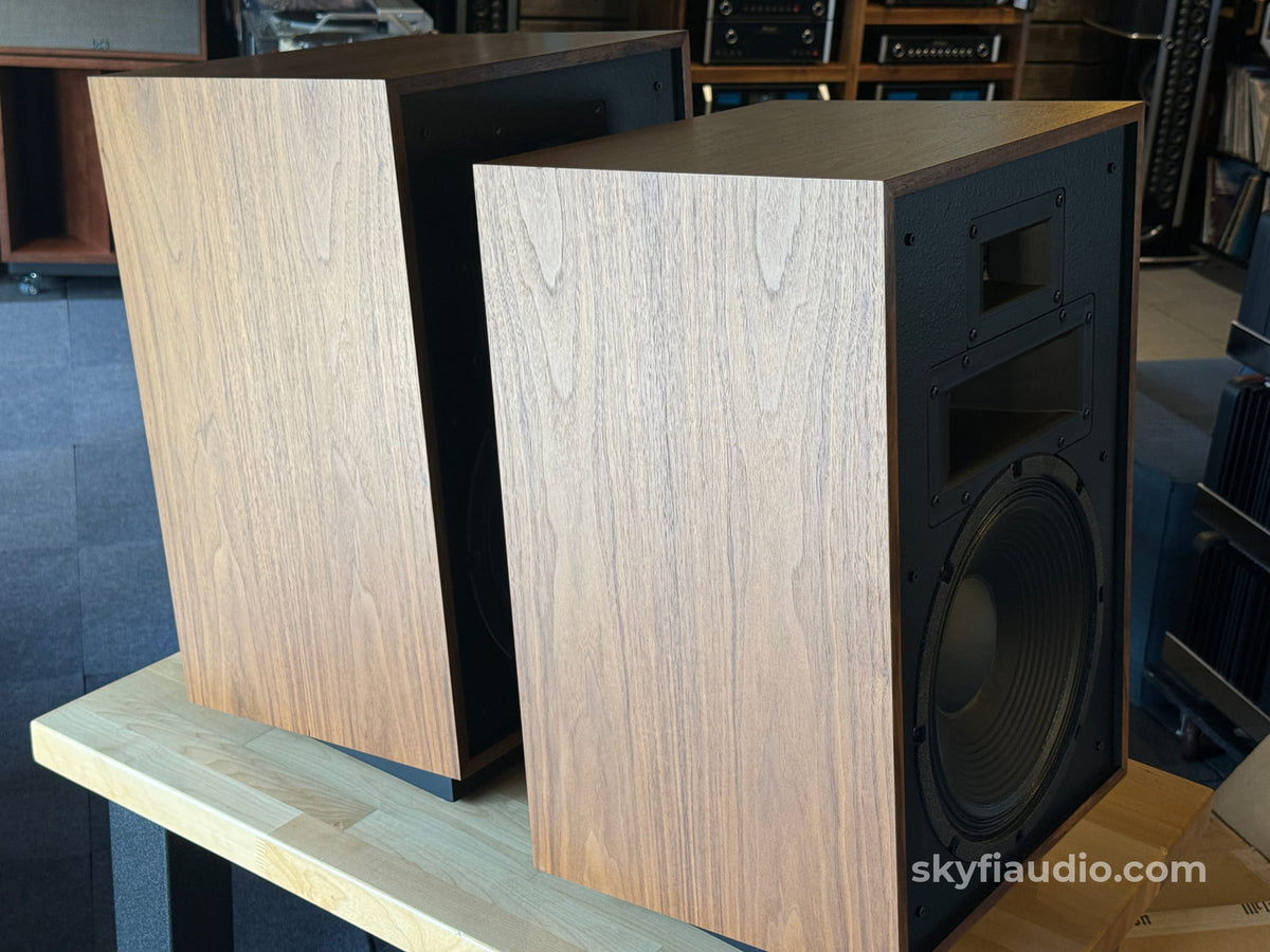 Klipsch Heresy IV Speakers American Walnut- Pre-Loved - Speakers