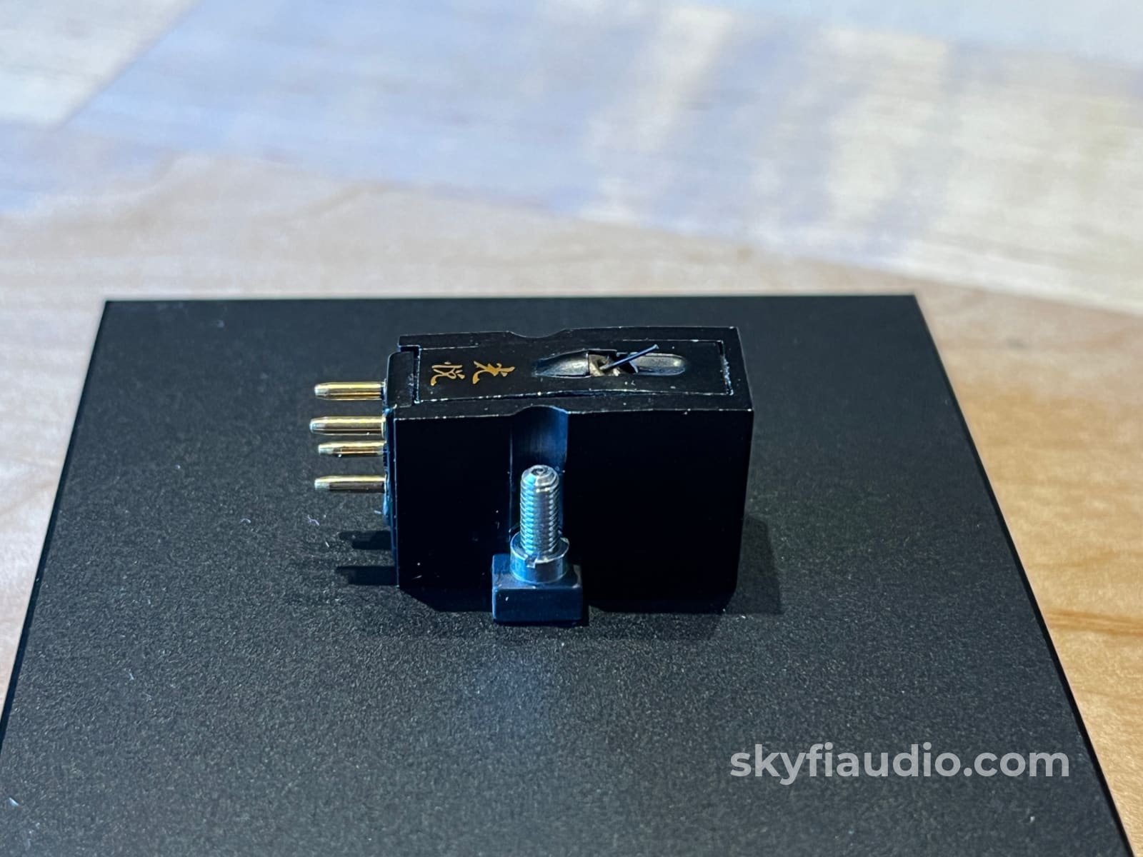 Koetsu Black MC Phono Cartridge - Excellent Condition Phono Cartridge