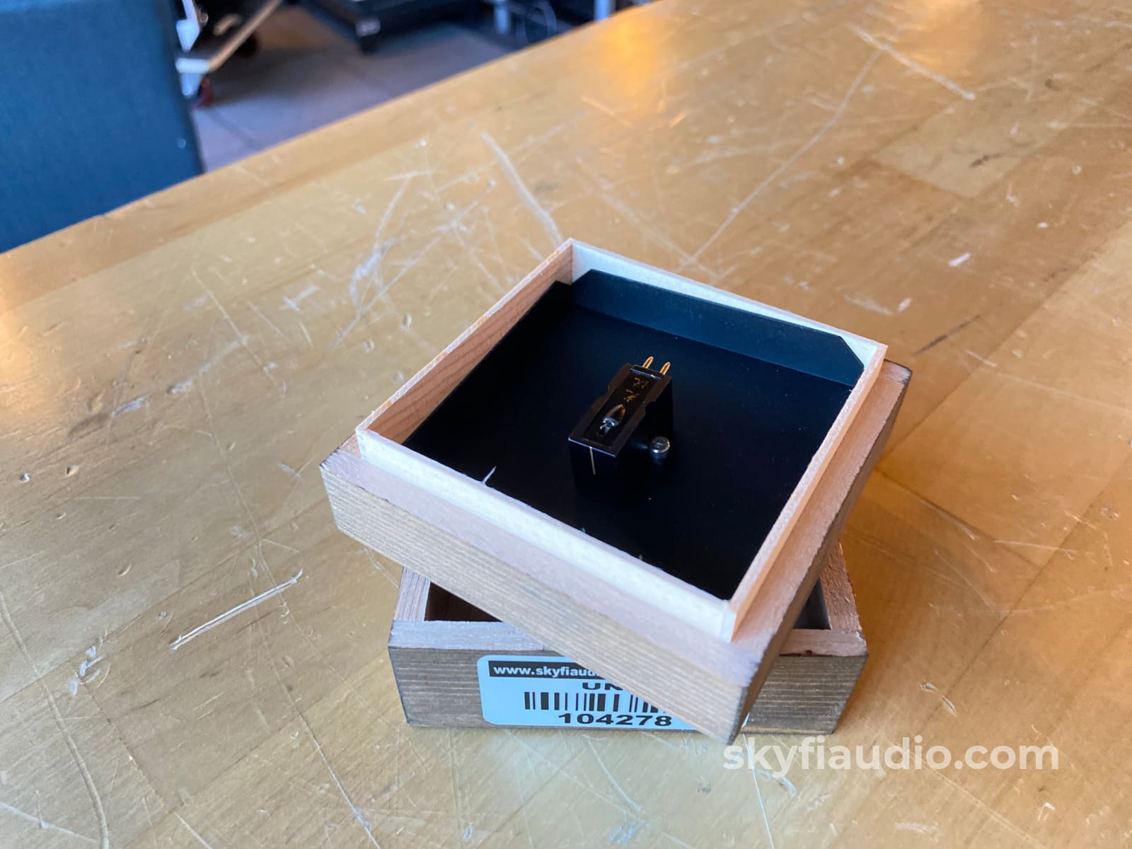 Koetsu Black Mc Phono Cartridge - Light Use