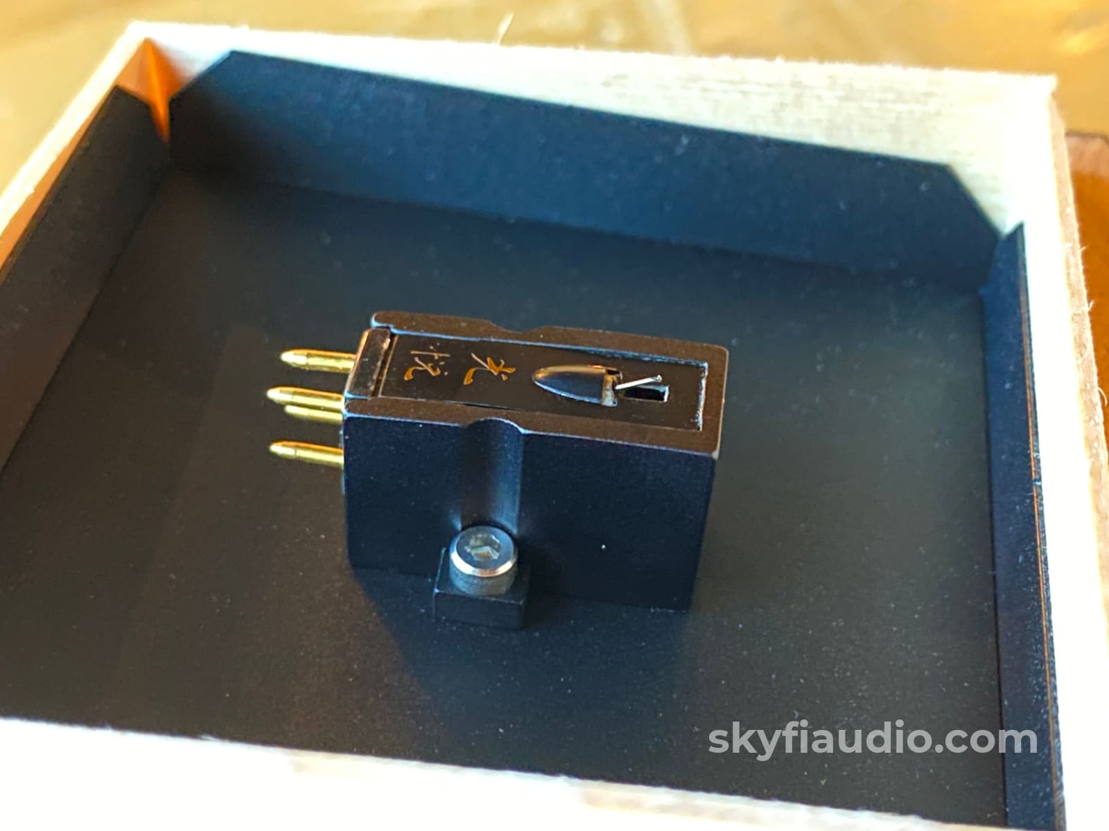 Koetsu Black Mc Phono Cartridge - Light Use