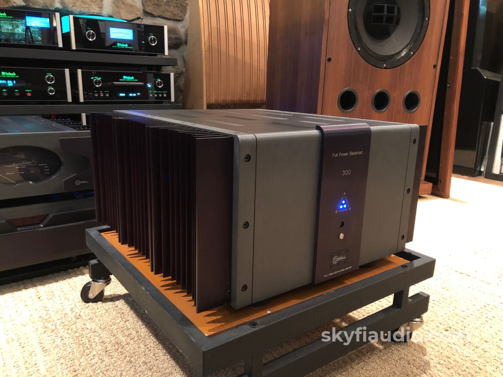 Krell Fpb-300 Amplifier - Class A Powerhouse! 300W At 8 Ohms 1200W 2