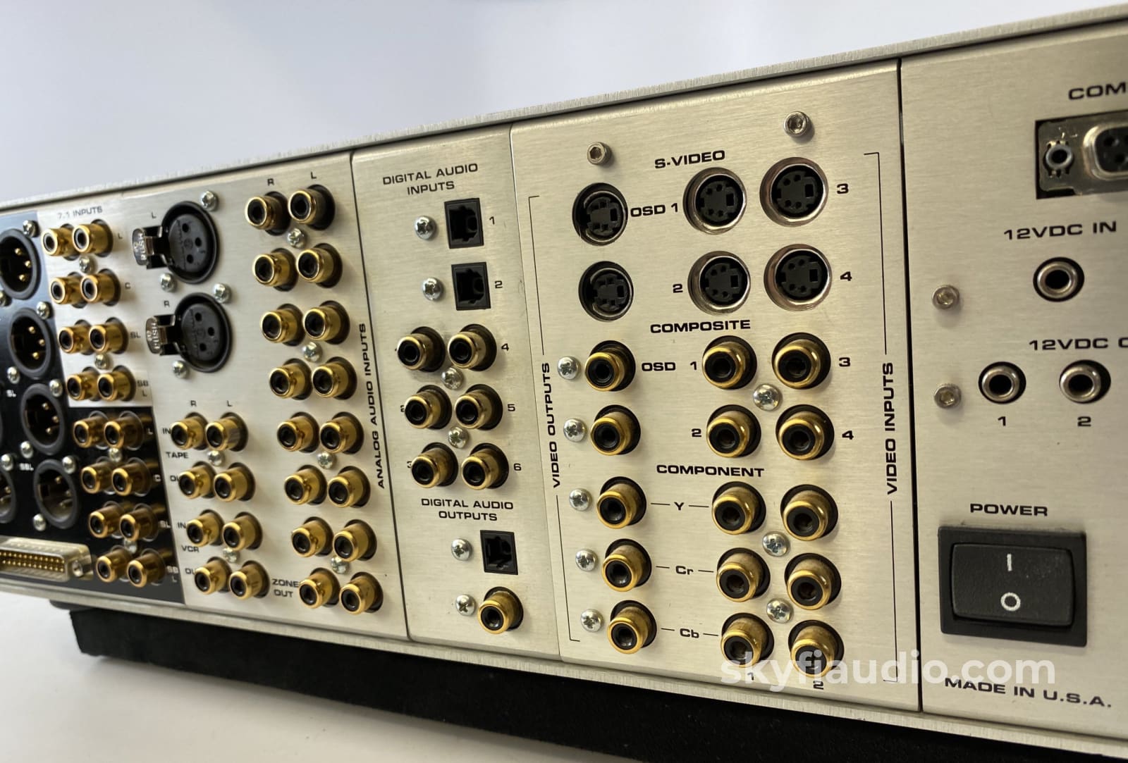 Krell Home Theater Standard 2 (Hts) 7.1 Audio Processor Preamplifier
