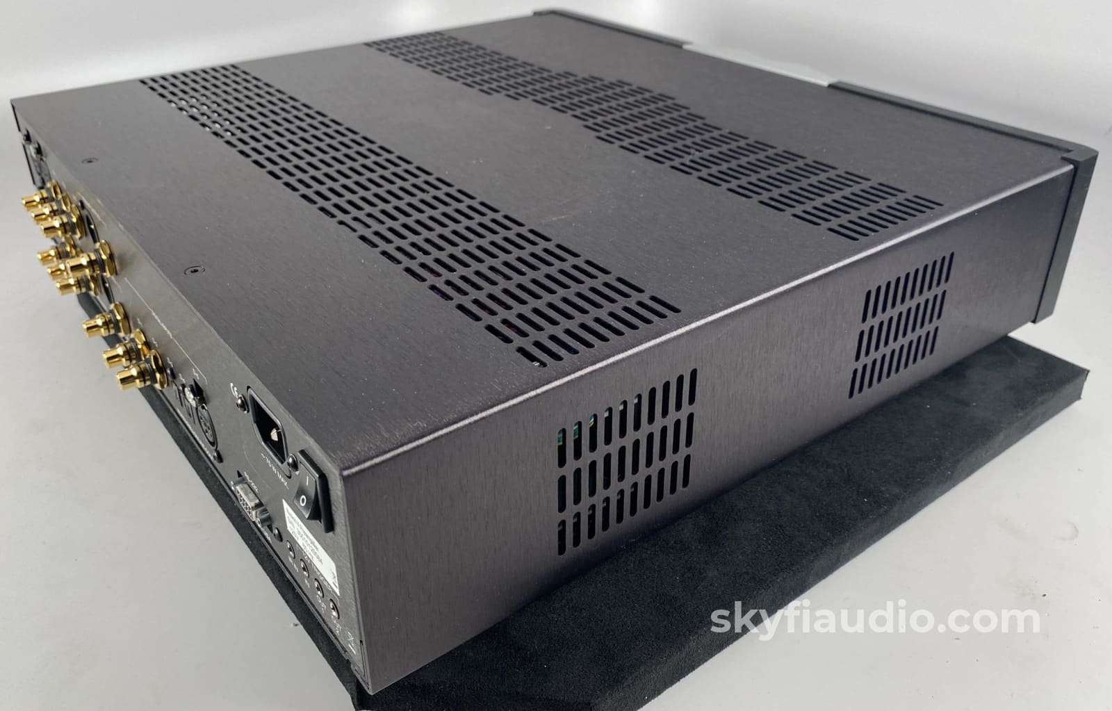 Krell Illusion Ii Digital Stereo Preamp With 24 Bit/192Khz Lpcm Module Preamplifier