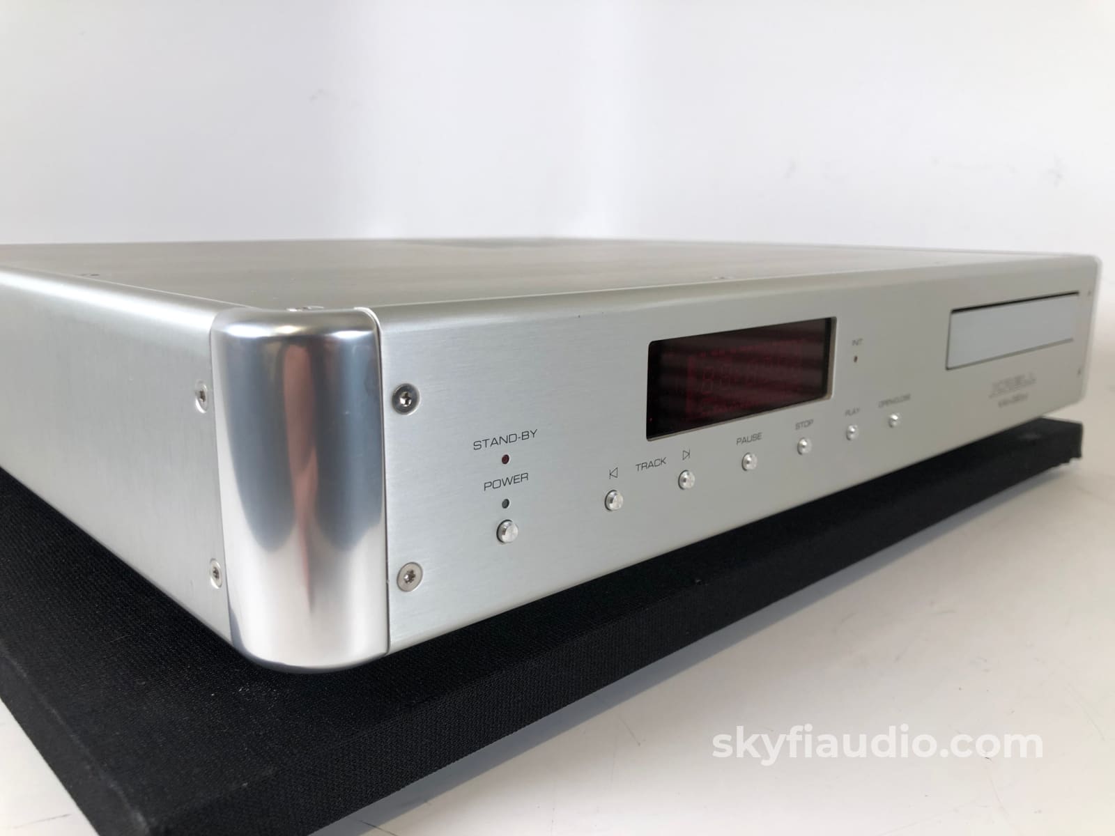 Krell KAV-280cd CD Player with Quad 24-Bit Burr-Brown PCM-1704's (B)