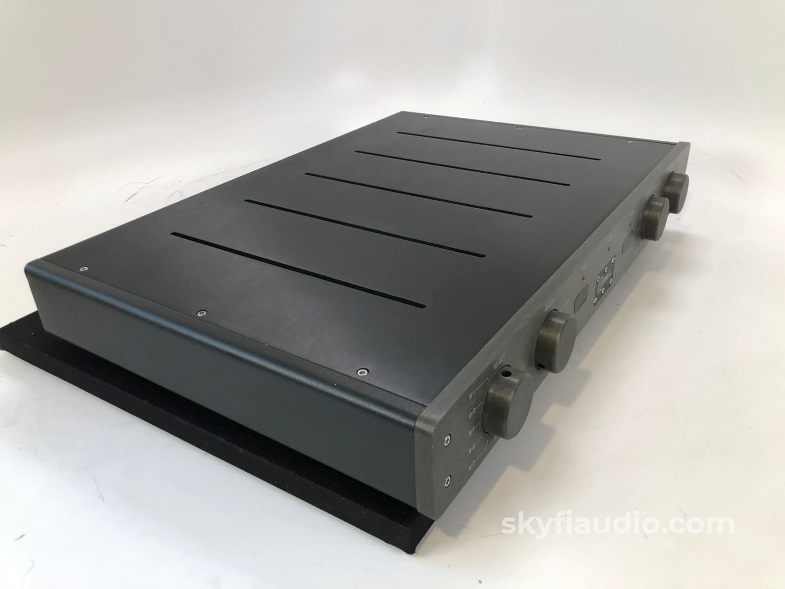 Krell Kbl Analog Solid State Preamp W/External Power Supply - Stereophile Class A Preamplifier