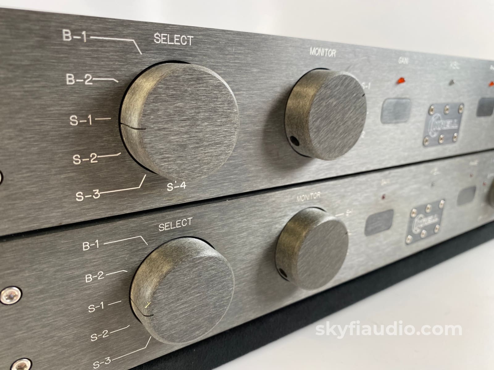 Krell Kbl Dual Mono Preamp Stack With Dual Power Supplies Preamplifier