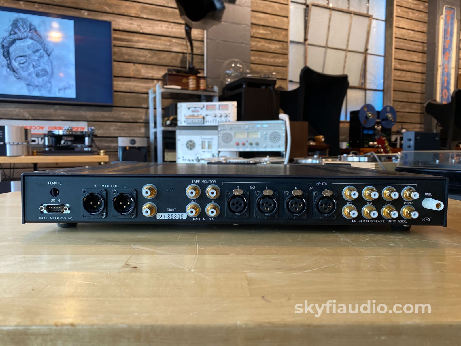 Krell Krc Preamplifier With Separate Power Supply