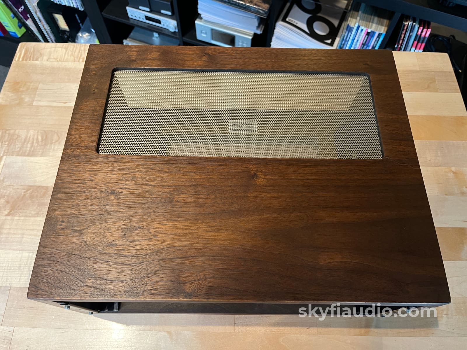 L12 Slant Foot Cabinet Cabinet w/ 12’’ Fixed Panlocs - Accessory