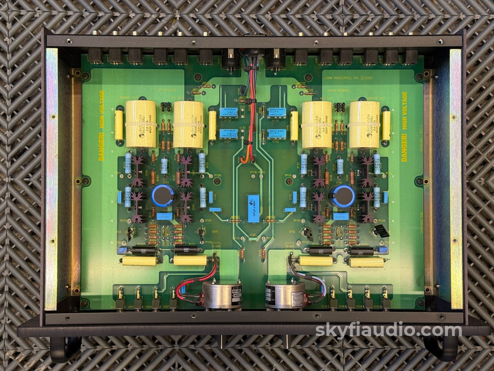 Lamm L2 Reference Hybrid Preampliier Preamplifier