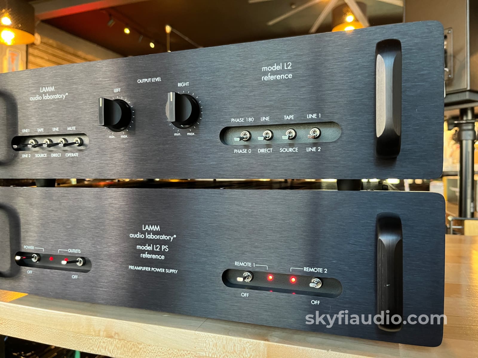 Lamm L2 Reference Hybrid Preampliier Preamplifier