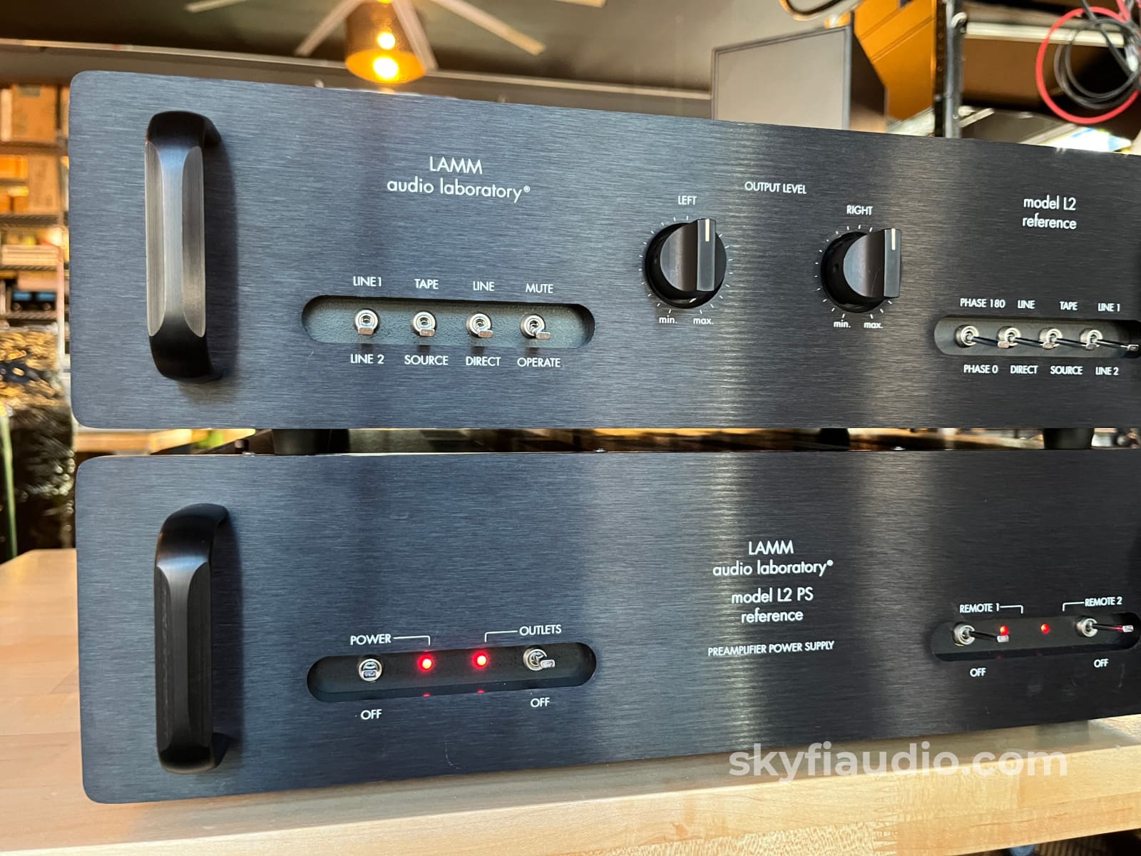 Lamm L2 Reference Hybrid Preampliier Preamplifier