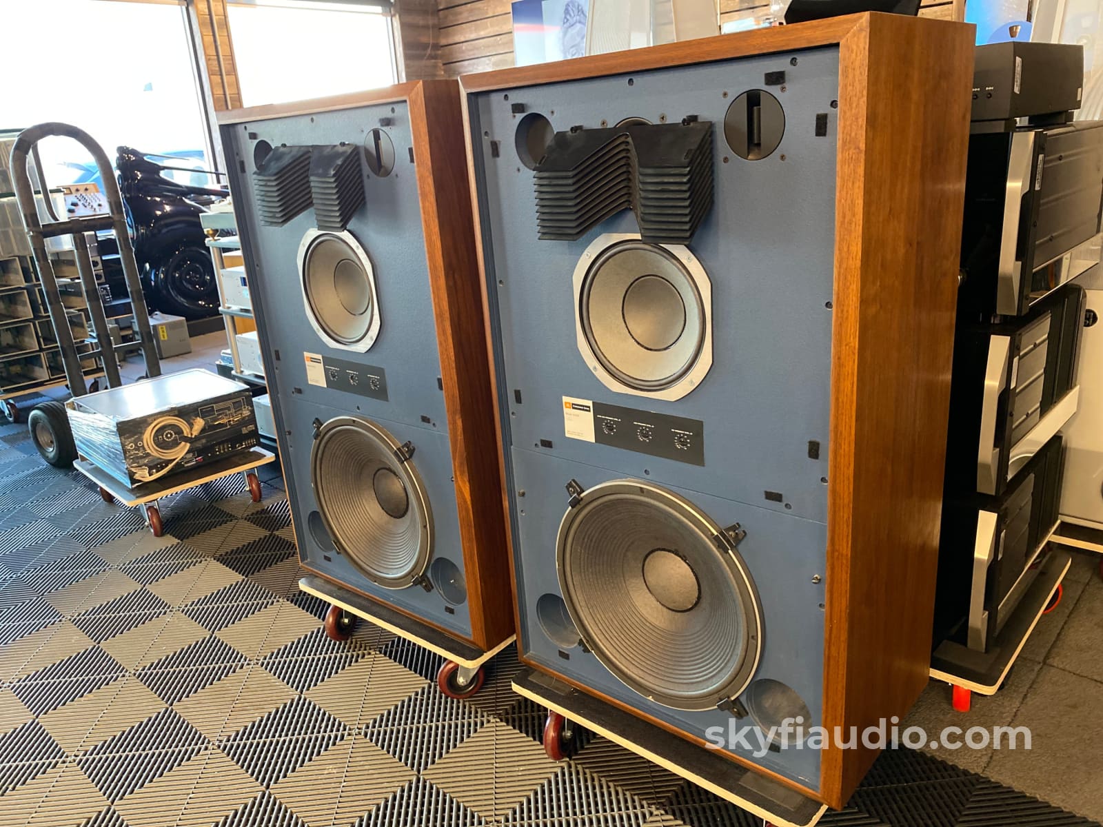 Legendary Jbl 4343 Studio Monitors Original And Spectacular See Video! Speakers