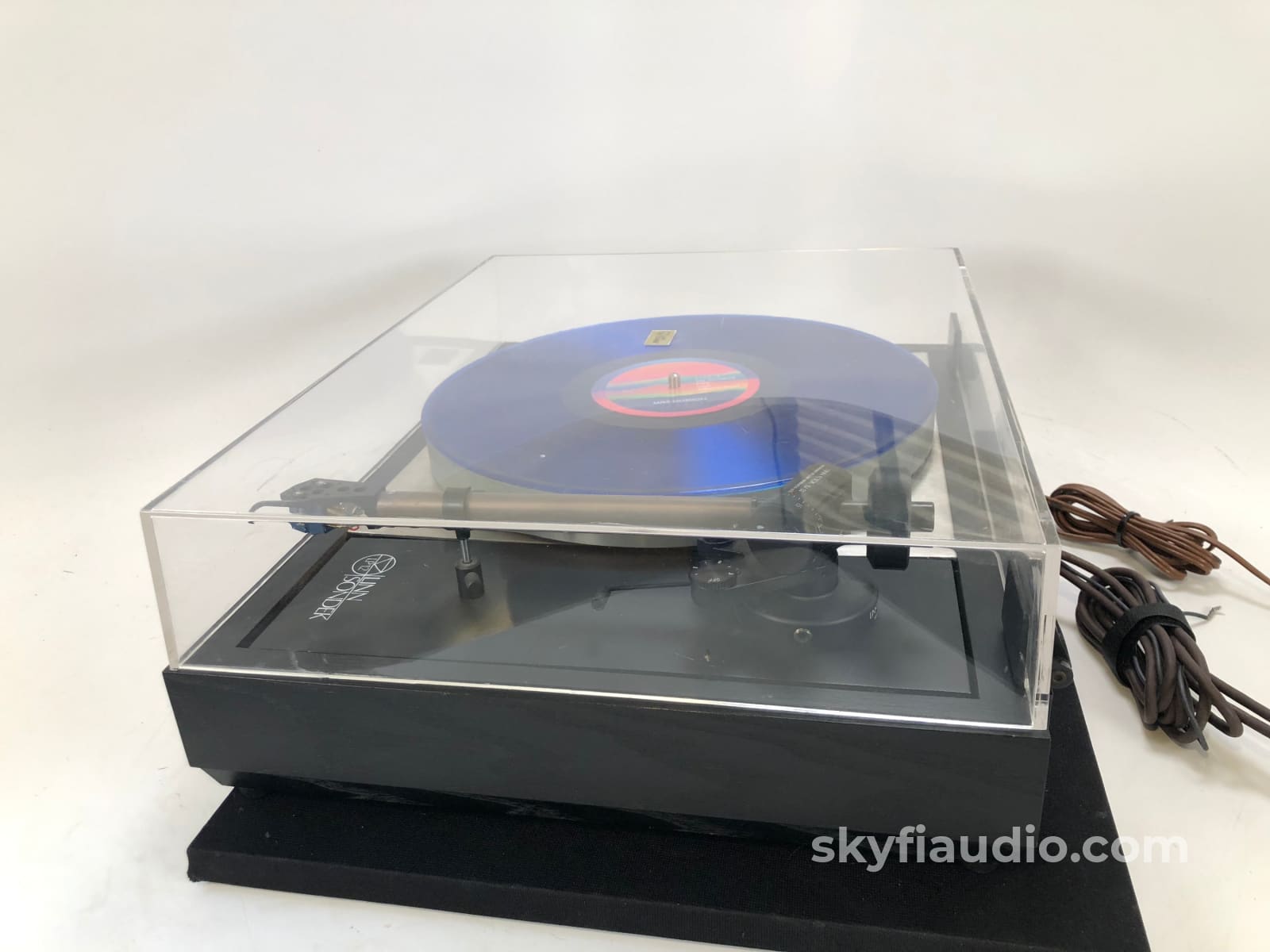 Legendary Linn Lp12 Turntable With New Sumiko Blue Point No. 2 Cartridge
