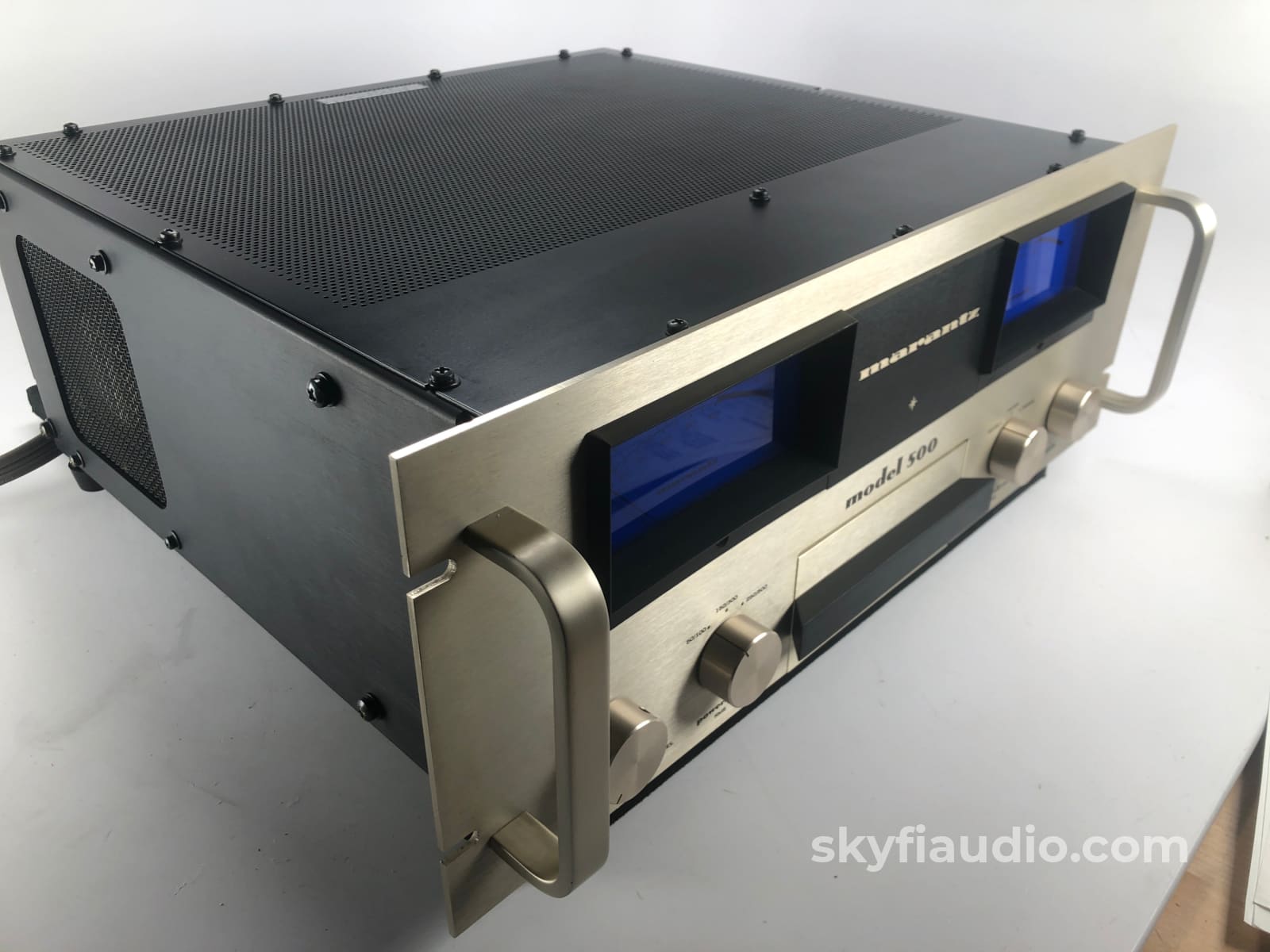 Legendary Marantz Model 500 Vintage Amplifier In The Box!