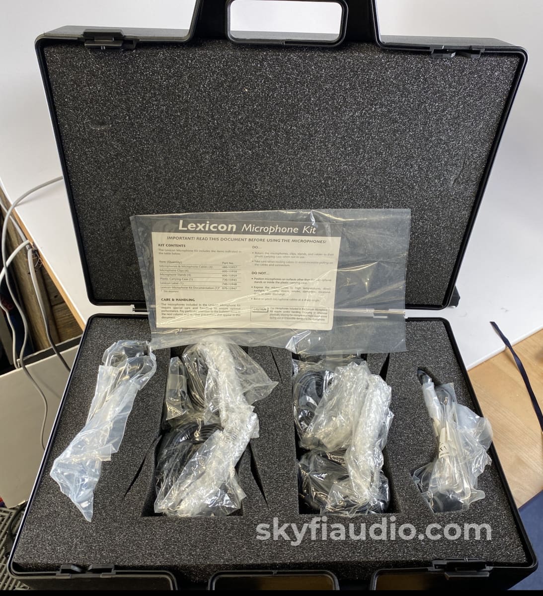 Lexicon Mc-12B Home Theater Processor With Superb Balanced Audio Connections Preamplifier