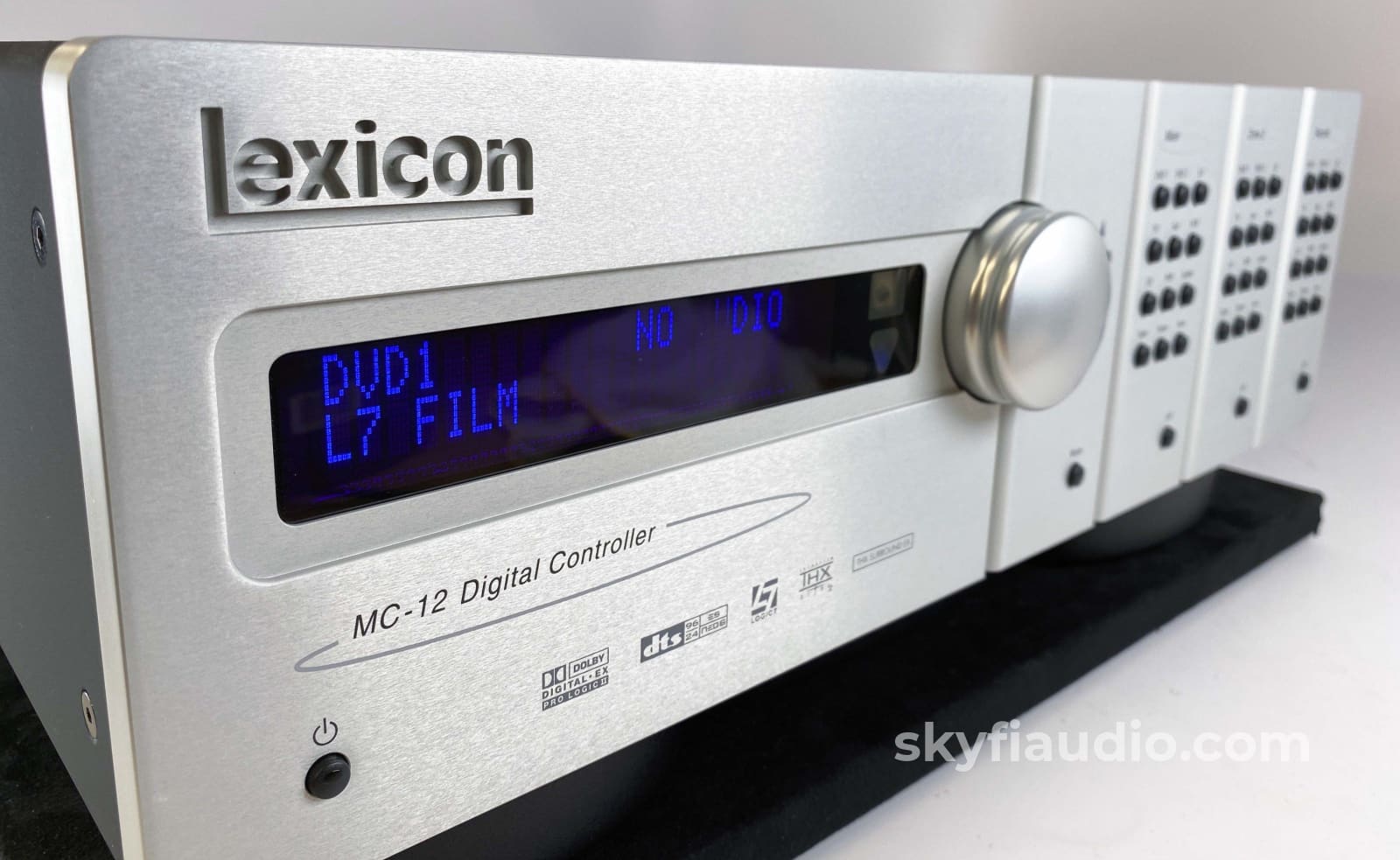Lexicon Mc-12B Home Theater Processor With Superb Balanced Audio Connections Preamplifier