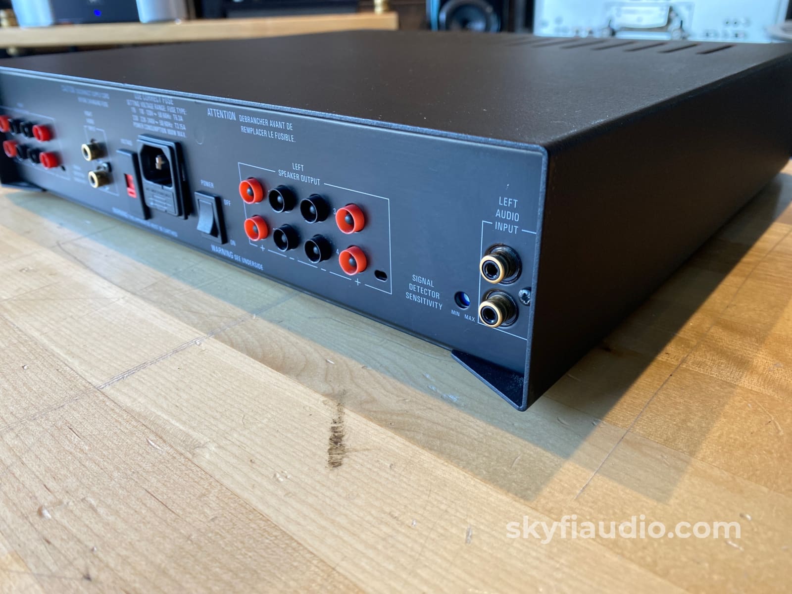 Linn Av 5105 Dual-Mono Design Amplifier - 100W X 2