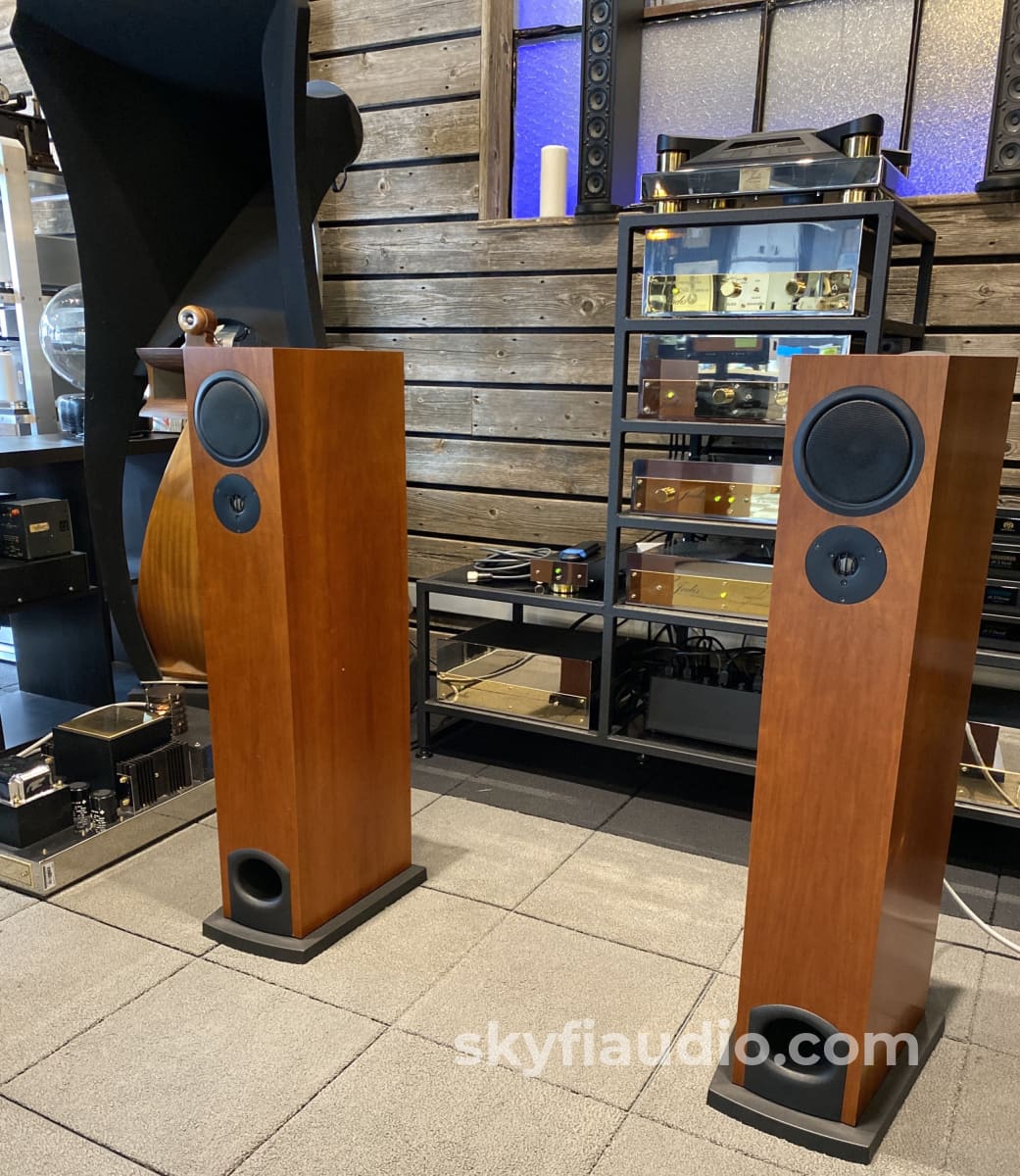 Linn Av 5140 Full-Range Floorstanding Speakers - Cherry Finish (1 Of 2)
