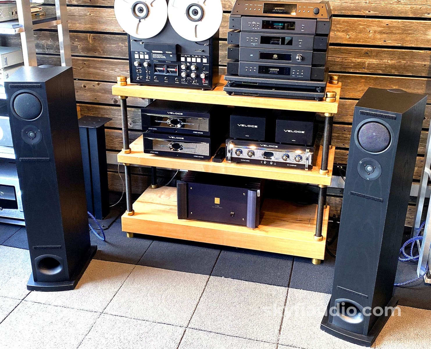 Linn Av 5140 Full-Range Floorstanding Speakers - Made In The Uk