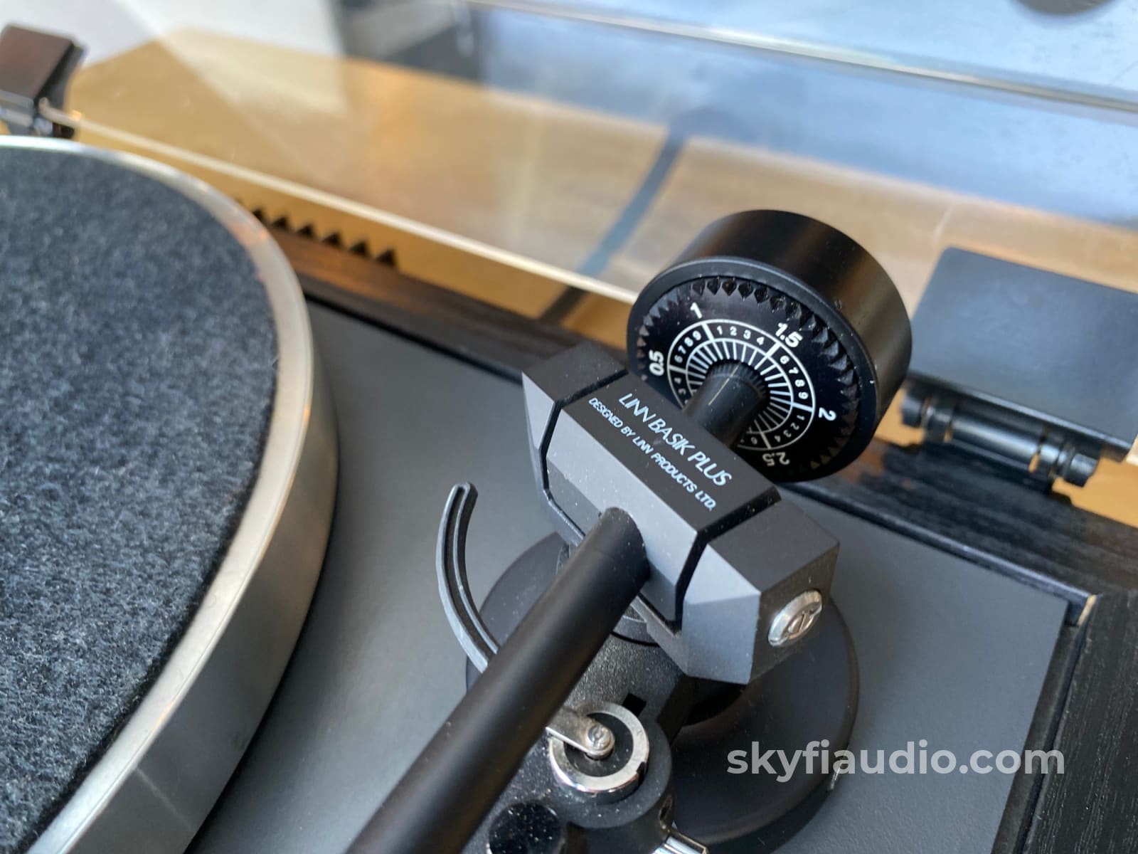 Linn Axis Turntable With Audio-Technica Cartridge - Serviced