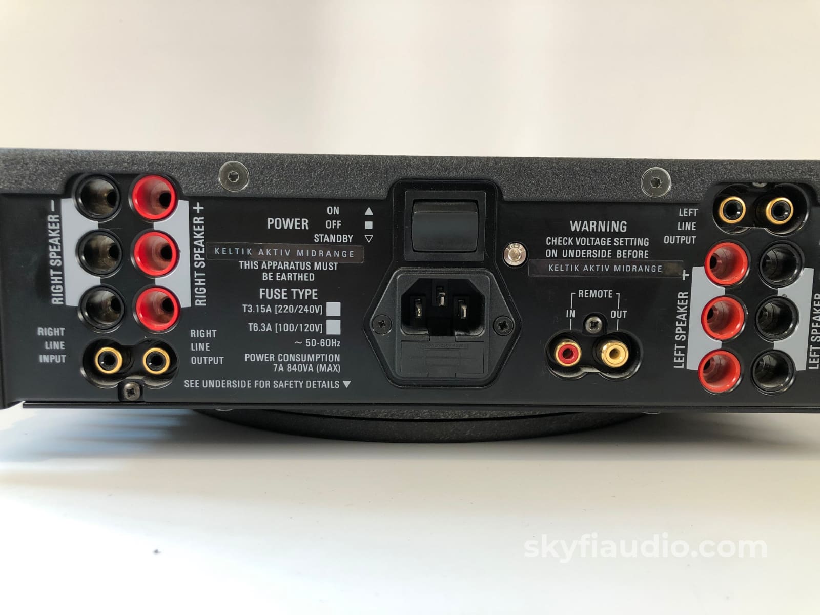 ☆LINN KLOUT 黒箱シリーズ最高級パワーアンプ☆ ☆LINN KLOUT 黒箱シリーズ最高級パワーアンプ☆