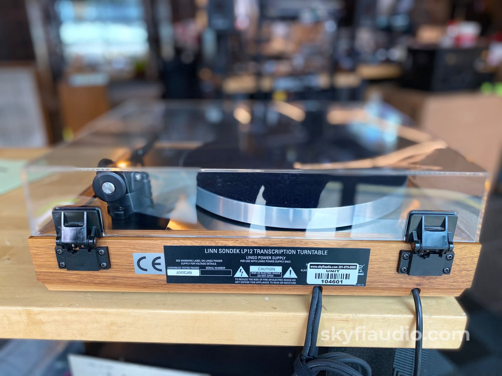 Linn LP12 Transcription Table with Factory Lingo Power Supply and New