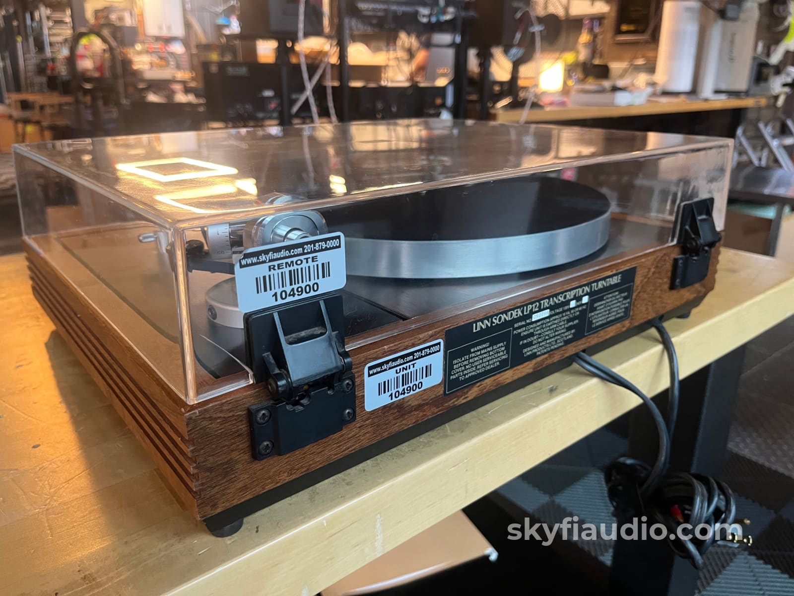 Linn LP12 Transcription Turntable w/New Sumiko Songbird Cartridge