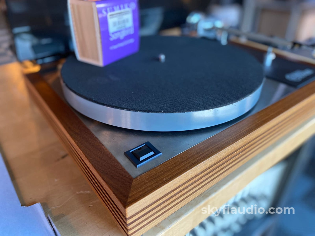 Linn Lp12 Transcription Turntable With Ittok Arm And New Sumiko Songbird