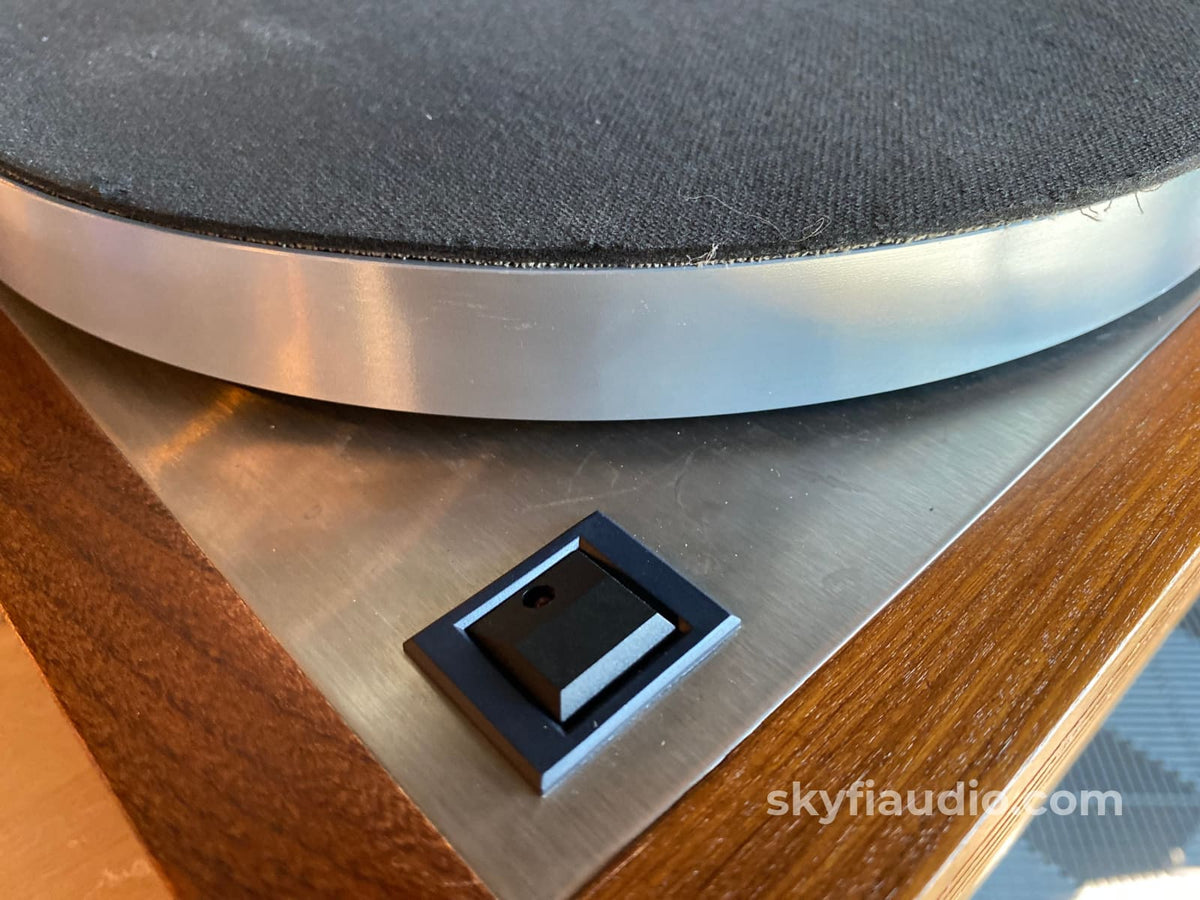 Linn Lp12 Transcription Turntable With Ittok Arm And New Sumiko Songbird