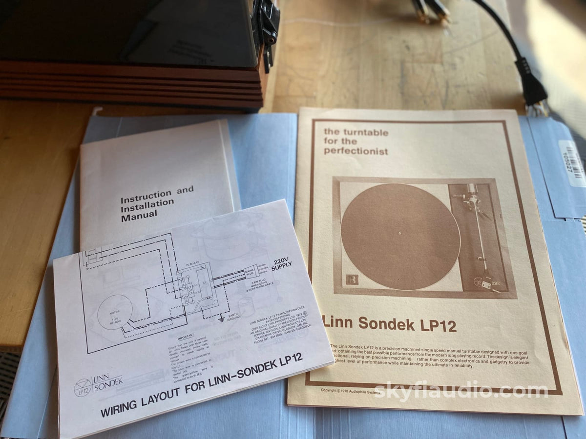 Linn Lp12 Transcription Turntable With Ittok Arm And New Sumiko Songbird