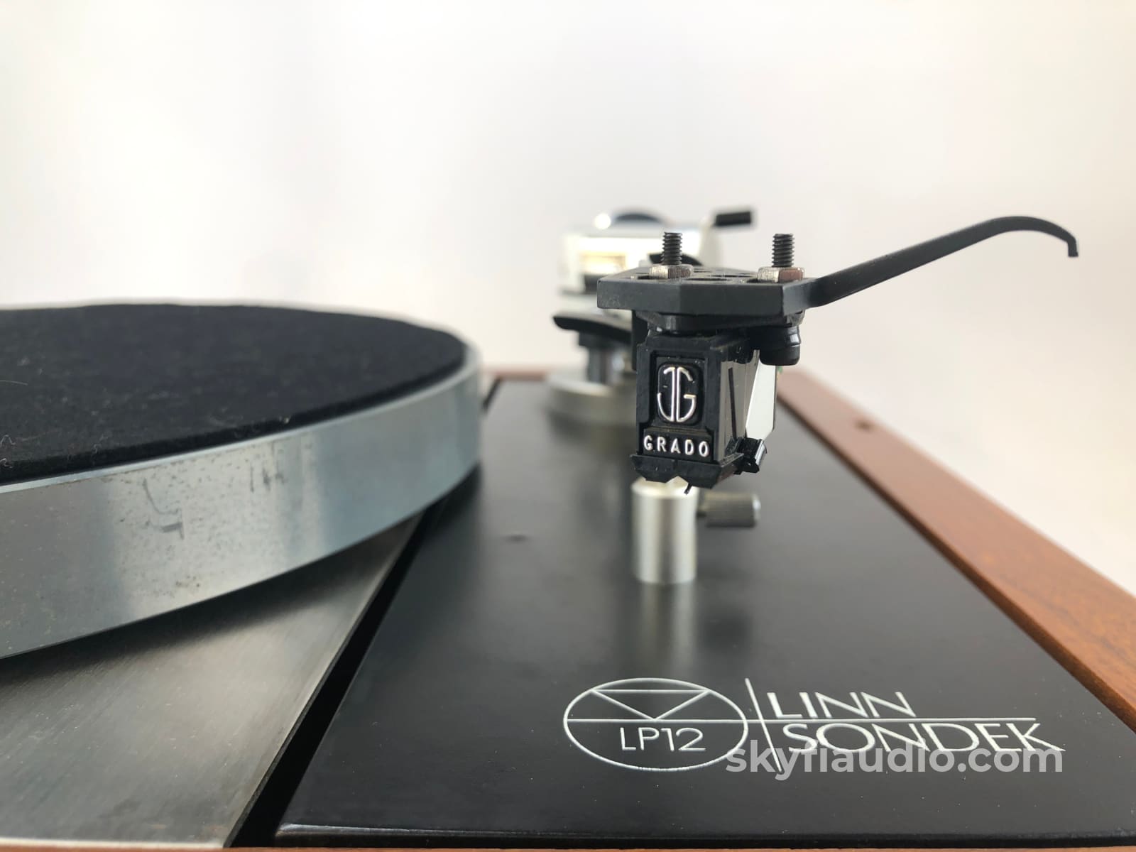Linn Lp12 Transcription Turntable With Ittok Lvii Arm