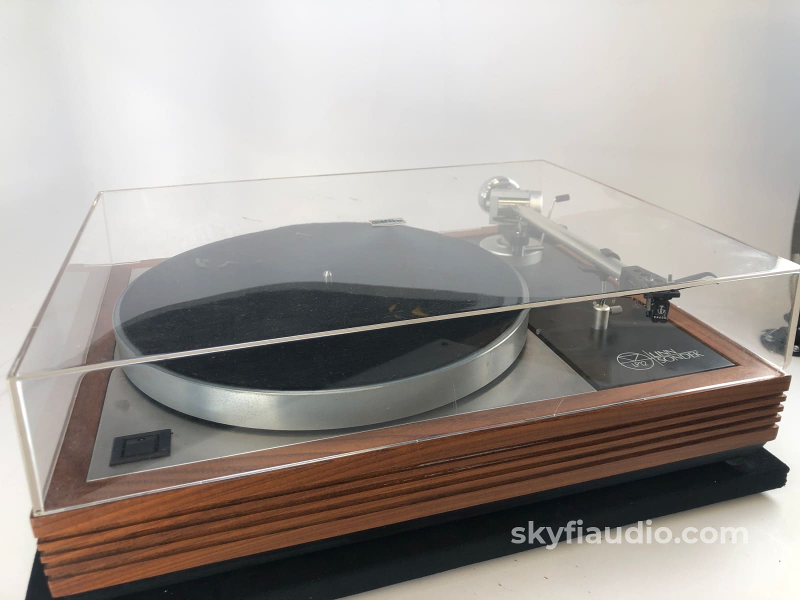 Linn Lp12 Transcription Turntable With Ittok Lvii Arm