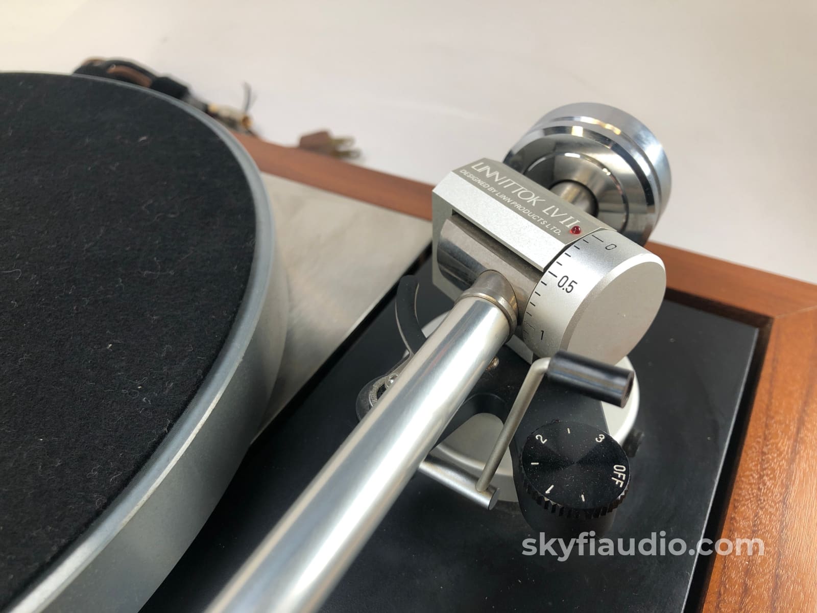 Linn Lp12 Transcription Turntable With Ittok Lvii Arm