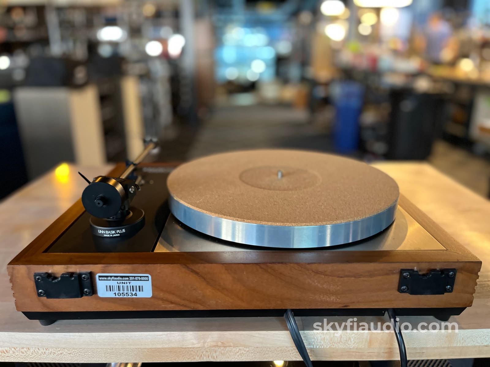 Linn LP12 Turntable - W/ New Hana SH MKII MC Phono Cartridge - Service