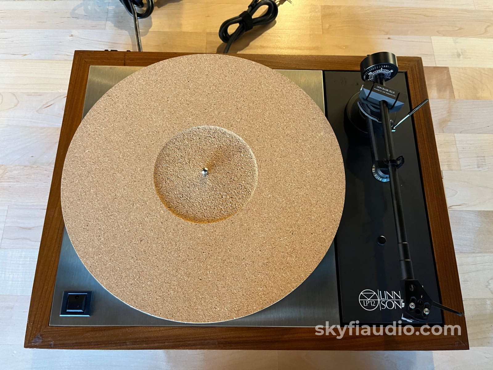 Linn LP12 Turntable - W/ New Hana SH MKII MC Phono Cartridge - Serviced Turntable