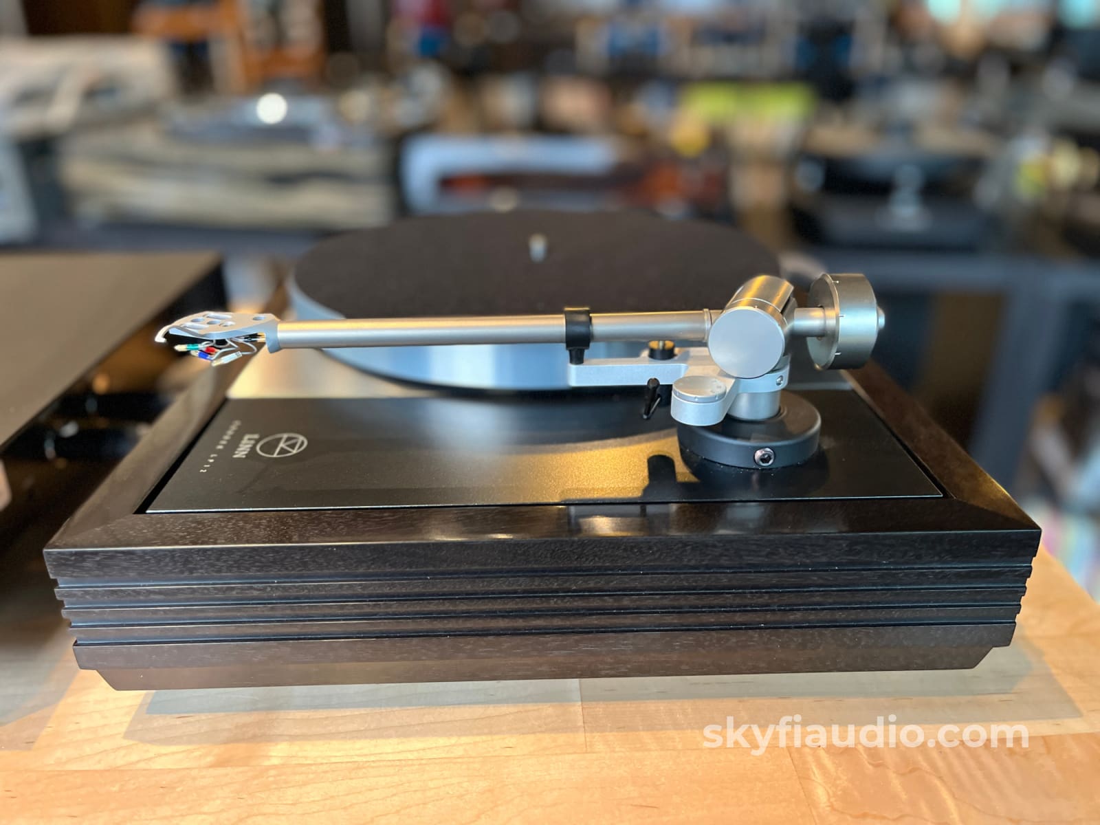 Linn LP12 Turntable - W/ Upgrades + Lyra Kleos Cartridge - Turntable