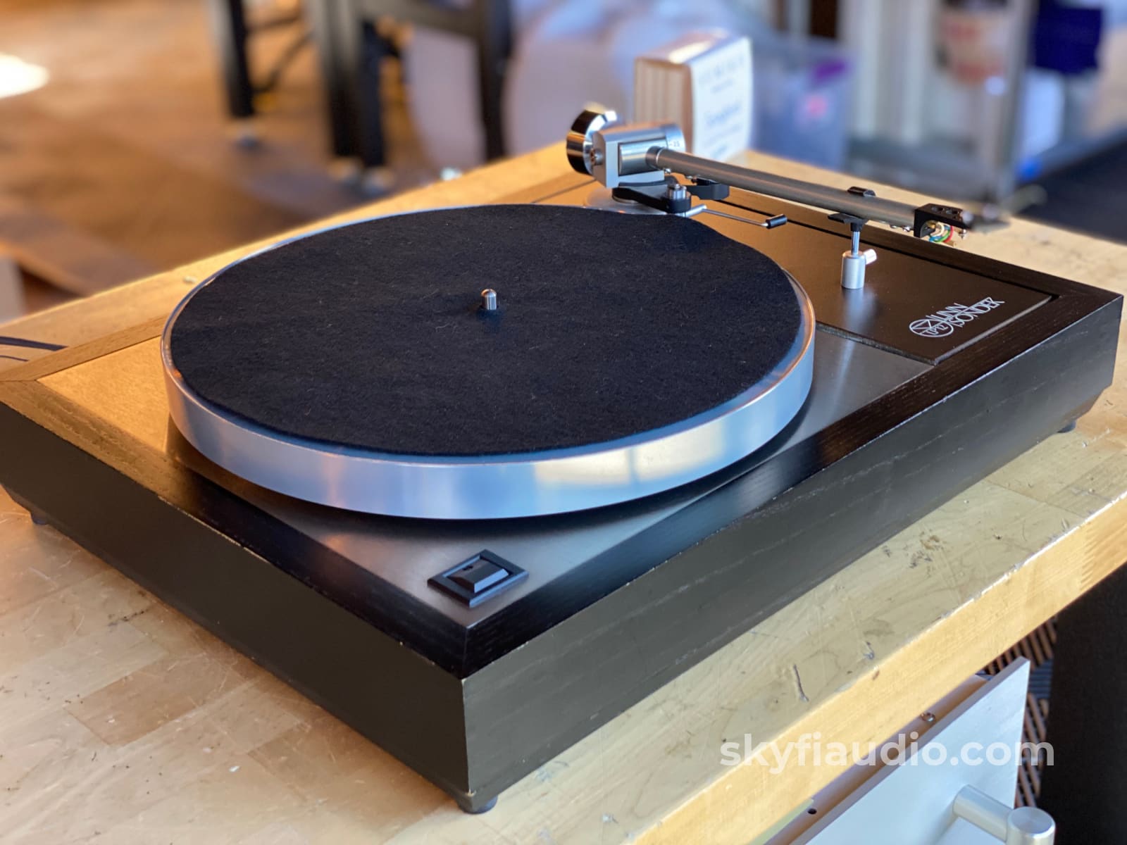 Linn Lp12 Turntable - With Ittok Arm And New Sumiko Songbird