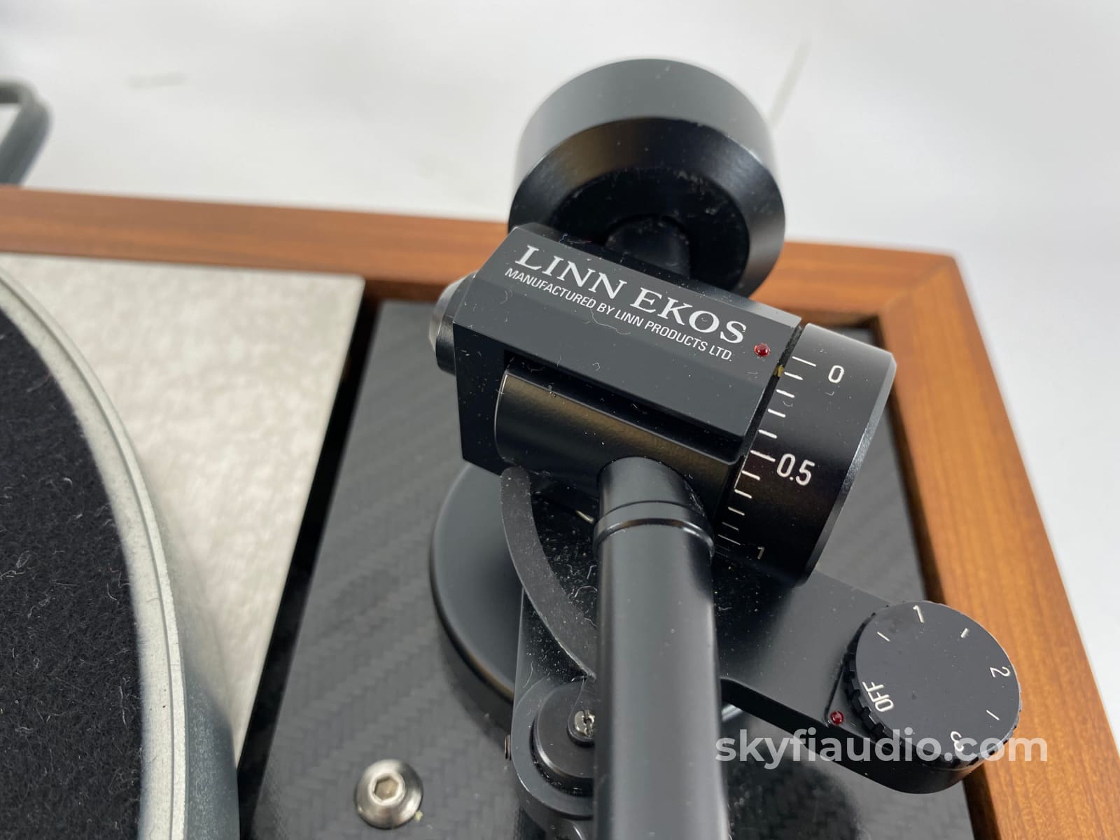 Linn Lp12 Turntable With Lingo Power Supply And New Sumiko Cartridge