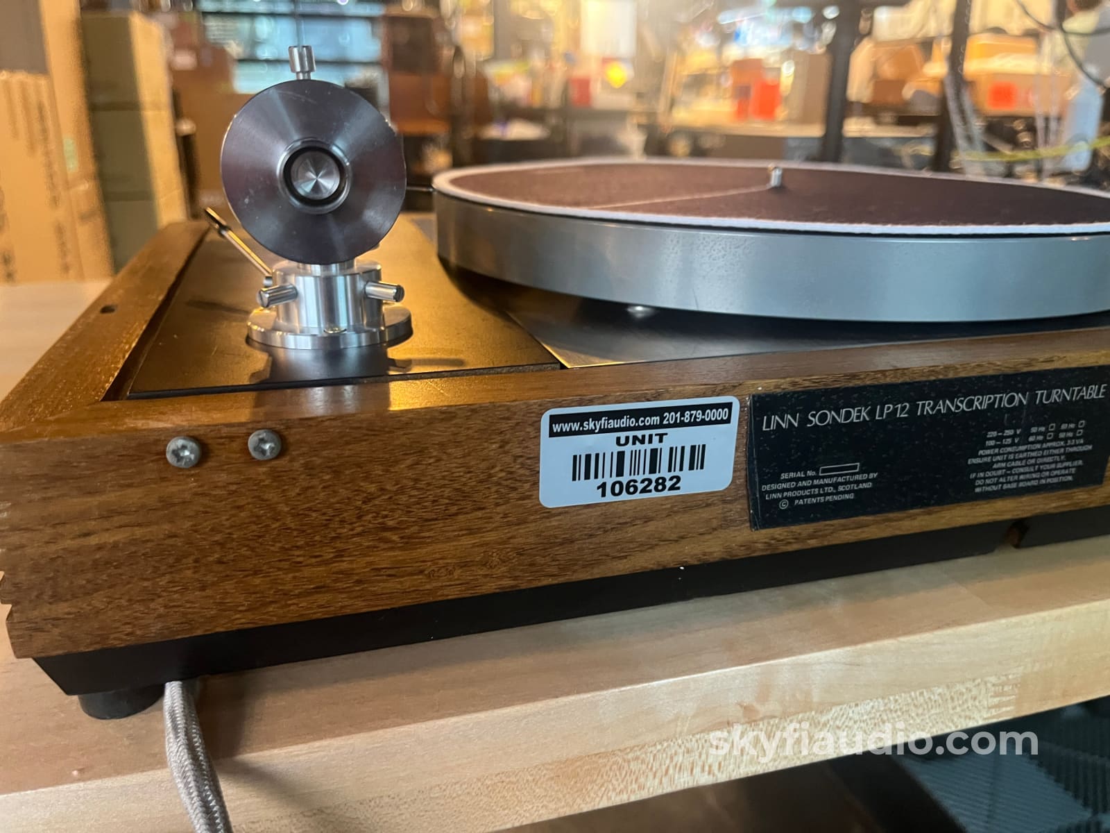 Linn LP12 Vintage Turntable w/Luxman TA-1 Tonearm and Sumiko Cartridge